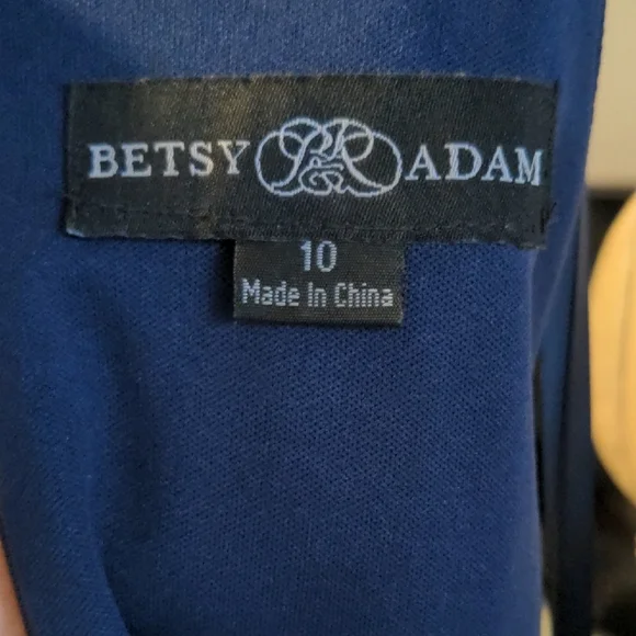 NWT! Betsy & Adam, Women's Metallic Print Halter Gown, Navy, Gold, Sz. 10 - Picture 5 of 10